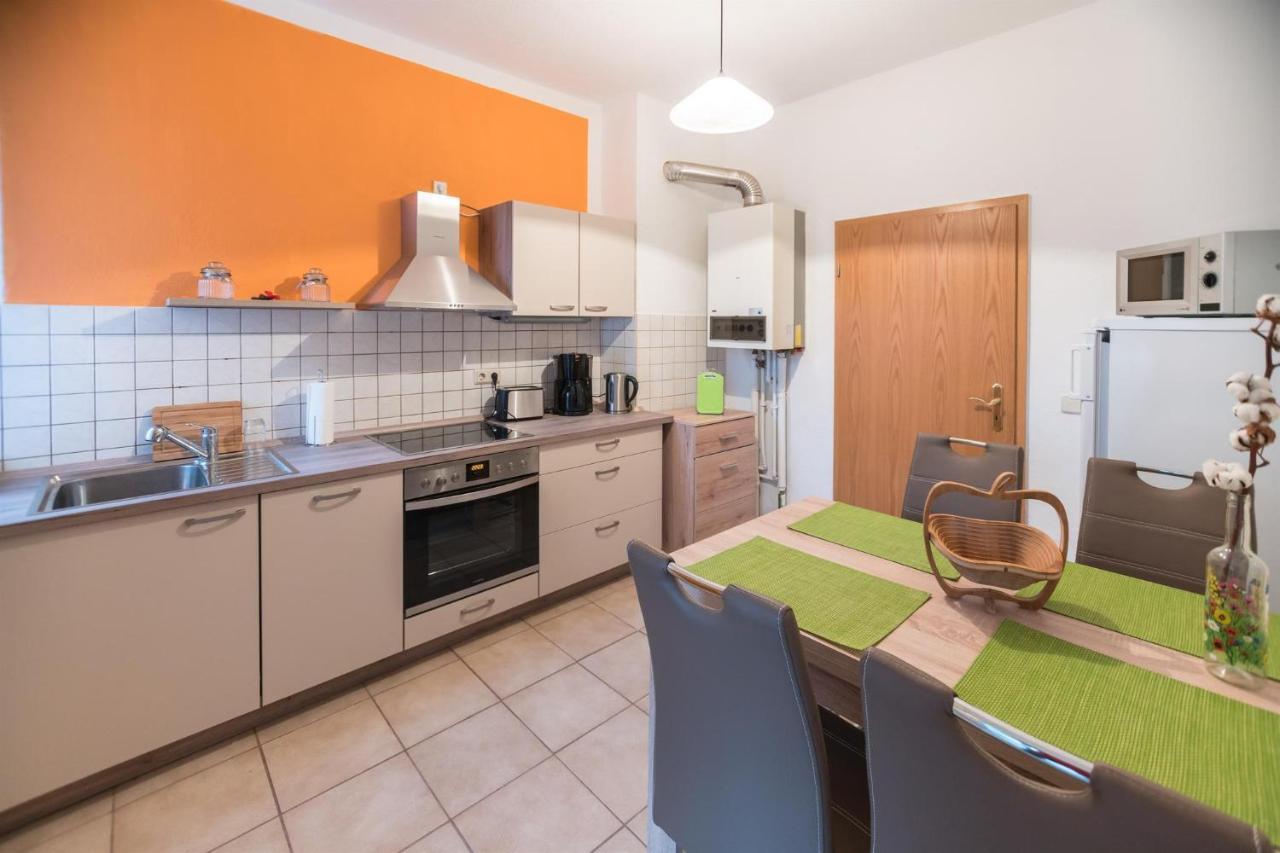 Ferienwohnung Romy Наумбург Екстериор снимка