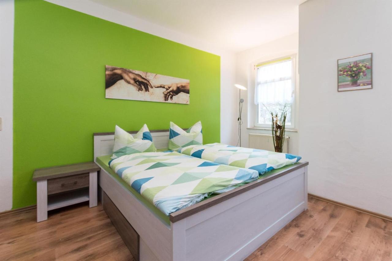 Ferienwohnung Romy Наумбург Екстериор снимка