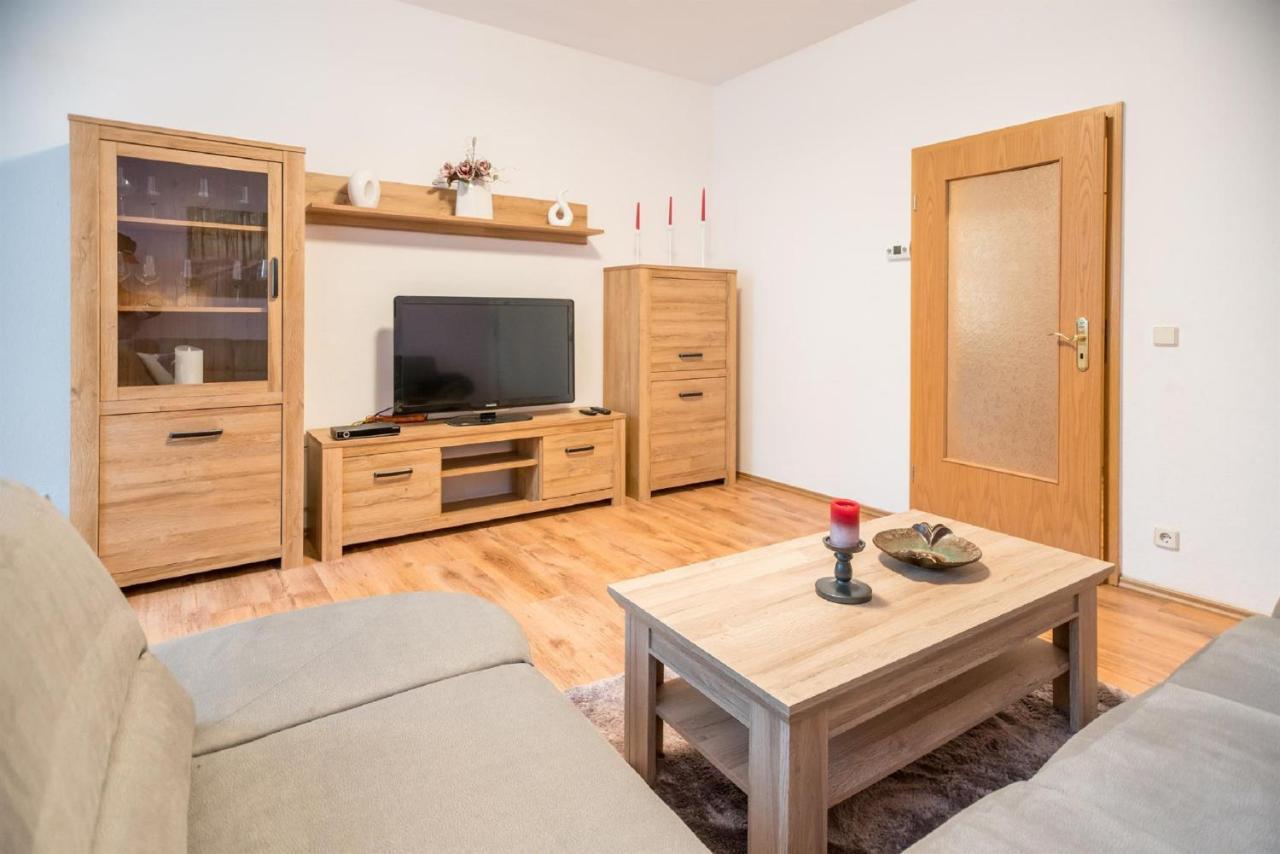 Ferienwohnung Romy Наумбург Екстериор снимка