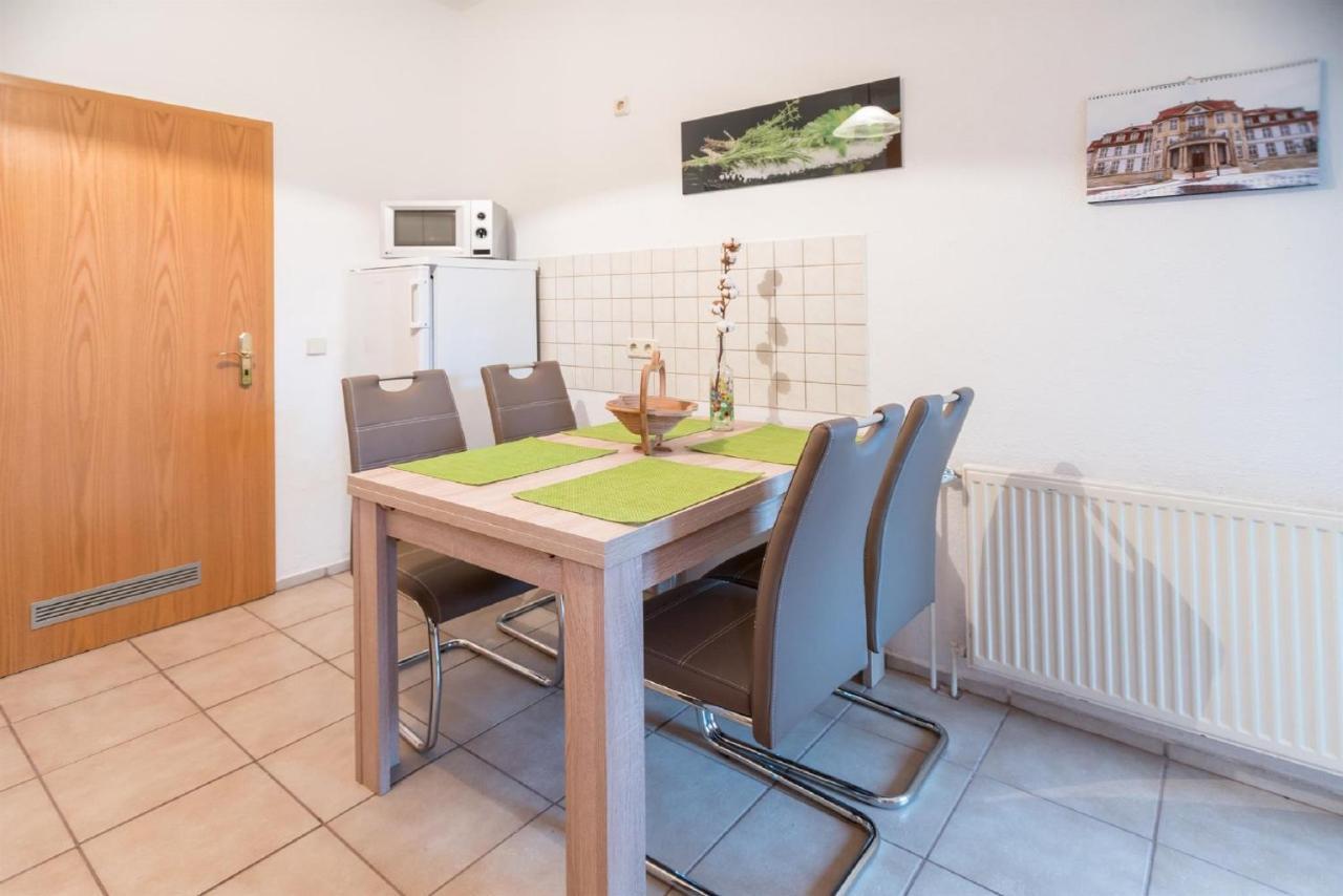 Ferienwohnung Romy Наумбург Екстериор снимка
